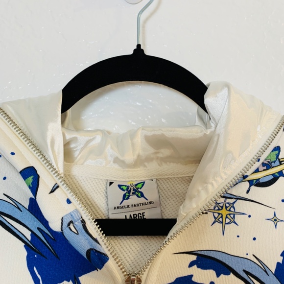 Angelic Earthling Hoodie Sweatshirt Size Large White Continental Camo Planet - Picture 2 of 16